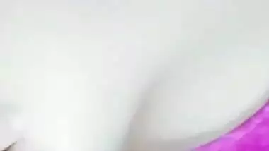 Desi Girl Hot Boobs Show