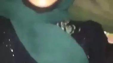 A cheap Muslim whore enjoys her first desi chudai