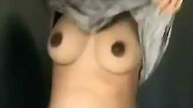 Desi tshirt stripping video of Nisha