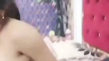 Pakistani wife sucking cock before fucking her husband