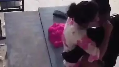 Desi college girl sex with her boyfriend on bench