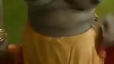 Big boob Tamil Bhabhi strips in nude MMS for her BF
