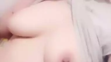 Sexy Beautiful Indian Girl Showing Hairy Pussy