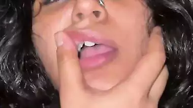 Sexy babe rides like a pornstar in Indian xxx MMS